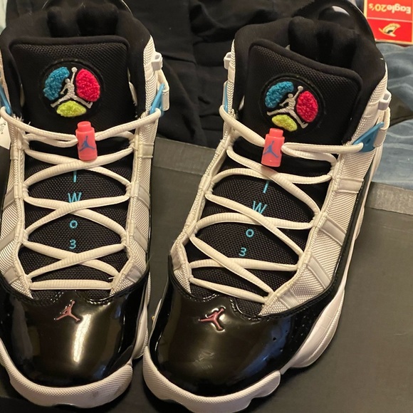 Jordan’s 6 ring - Picture 4 of 10